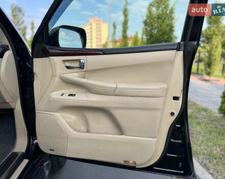 Черный Лексус ЛХ, объемом двигателя 5.7 л и пробегом 315 тыс. км за 26600 $, фото 59 на Automoto.ua
