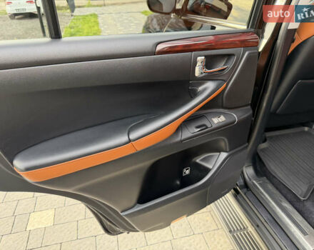 Черный Лексус ЛХ, объемом двигателя 5.7 л и пробегом 443 тыс. км за 26800 $, фото 37 на Automoto.ua