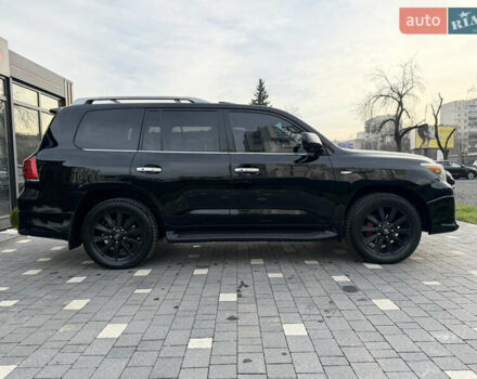 Черный Лексус ЛХ, объемом двигателя 5.7 л и пробегом 443 тыс. км за 26800 $, фото 8 на Automoto.ua