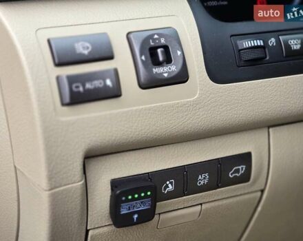 Черный Лексус ЛХ, объемом двигателя 5.66 л и пробегом 238 тыс. км за 25700 $, фото 14 на Automoto.ua