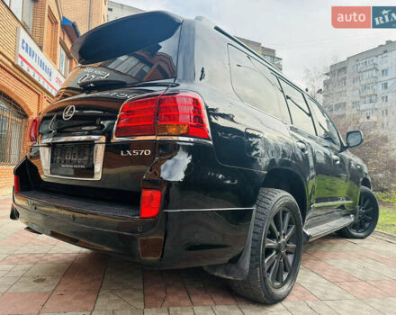 Чорний Лексус ЛХ, об'ємом двигуна 5.66 л та пробігом 243 тис. км за 25500 $, фото 12 на Automoto.ua