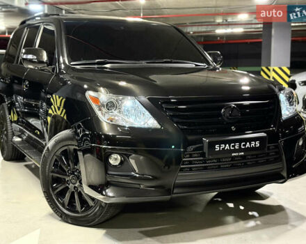 Чорний Лексус ЛХ, об'ємом двигуна 5.66 л та пробігом 115 тис. км за 35500 $, фото 1 на Automoto.ua