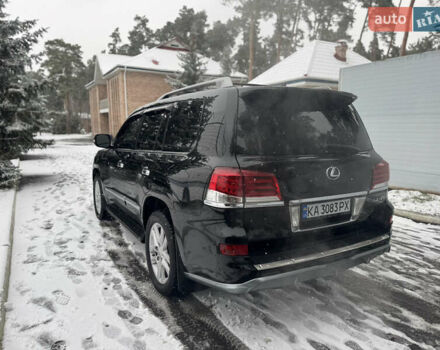 Черный Лексус ЛХ, объемом двигателя 5.7 л и пробегом 180 тыс. км за 30500 $, фото 24 на Automoto.ua