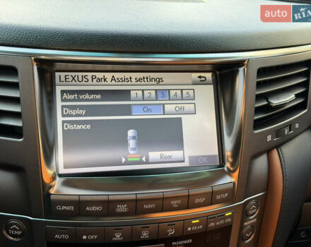 Черный Лексус ЛХ, объемом двигателя 5.7 л и пробегом 443 тыс. км за 26800 $, фото 68 на Automoto.ua