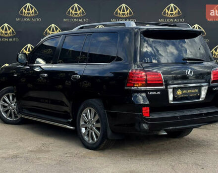Чорний Лексус ЛХ, об'ємом двигуна 5.66 л та пробігом 106 тис. км за 37999 $, фото 3 на Automoto.ua