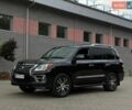 Черный Лексус ЛХ, объемом двигателя 5.66 л и пробегом 189 тыс. км за 35700 $, фото 1 на Automoto.ua
