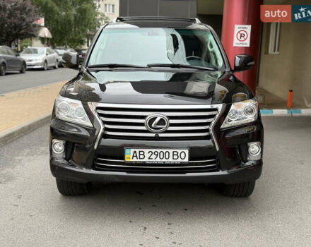 Черный Лексус ЛХ, объемом двигателя 5.7 л и пробегом 88 тыс. км за 50000 $, фото 3 на Automoto.ua