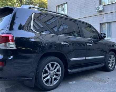 Черный Лексус ЛХ, объемом двигателя 5.7 л и пробегом 231 тыс. км за 31000 $, фото 8 на Automoto.ua