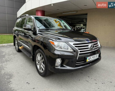Черный Лексус ЛХ, объемом двигателя 5.7 л и пробегом 88 тыс. км за 50000 $, фото 1 на Automoto.ua