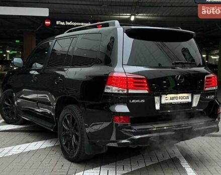 Черный Лексус ЛХ, объемом двигателя 5.66 л и пробегом 285 тыс. км за 32990 $, фото 4 на Automoto.ua