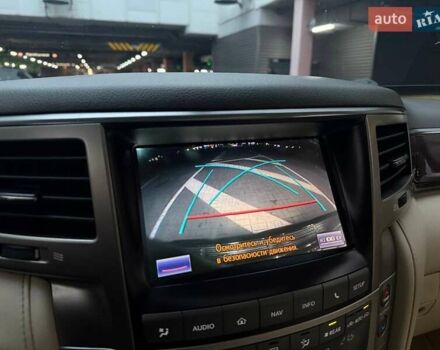 Черный Лексус ЛХ, объемом двигателя 5.66 л и пробегом 285 тыс. км за 32990 $, фото 18 на Automoto.ua