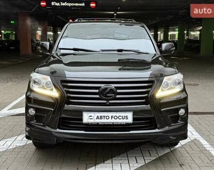 Черный Лексус ЛХ, объемом двигателя 5.66 л и пробегом 285 тыс. км за 32990 $, фото 2 на Automoto.ua