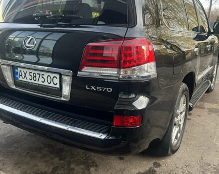 Чорний Лексус ЛХ, об'ємом двигуна 5.66 л та пробігом 214 тис. км за 38500 $, фото 1 на Automoto.ua