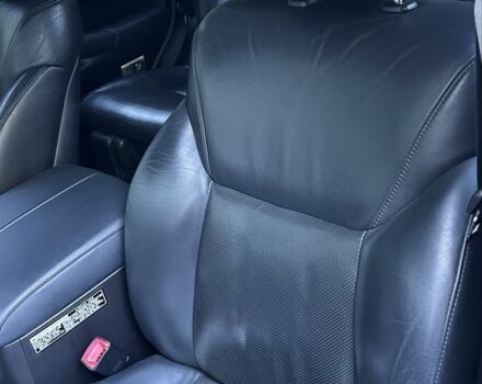 Черный Лексус ЛХ, объемом двигателя 5.7 л и пробегом 231 тыс. км за 31000 $, фото 13 на Automoto.ua