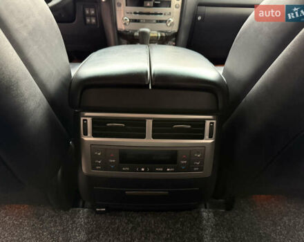 Черный Лексус ЛХ, объемом двигателя 5.7 л и пробегом 88 тыс. км за 47000 $, фото 32 на Automoto.ua