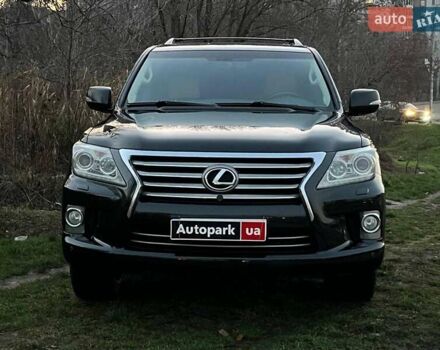 Черный Лексус ЛХ, объемом двигателя 5.7 л и пробегом 192 тыс. км за 33990 $, фото 1 на Automoto.ua