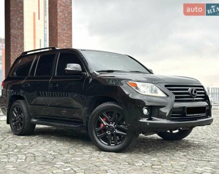 Черный Лексус ЛХ, объемом двигателя 5.66 л и пробегом 79 тыс. км за 42500 $, фото 5 на Automoto.ua