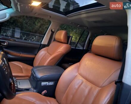 Черный Лексус ЛХ, объемом двигателя 5.66 л и пробегом 238 тыс. км за 34900 $, фото 22 на Automoto.ua