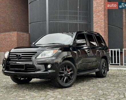 Черный Лексус ЛХ, объемом двигателя 5.66 л и пробегом 79 тыс. км за 42500 $, фото 2 на Automoto.ua