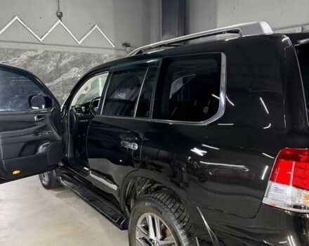 Черный Лексус ЛХ, объемом двигателя 5.66 л и пробегом 222 тыс. км за 49900 $, фото 4 на Automoto.ua