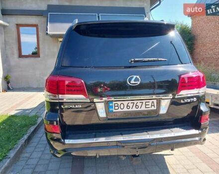 Черный Лексус ЛХ, объемом двигателя 5.66 л и пробегом 207 тыс. км за 29900 $, фото 3 на Automoto.ua