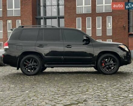 Черный Лексус ЛХ, объемом двигателя 5.66 л и пробегом 79 тыс. км за 42500 $, фото 30 на Automoto.ua