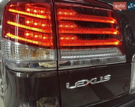 Черный Лексус ЛХ, объемом двигателя 5.66 л и пробегом 222 тыс. км за 49900 $, фото 7 на Automoto.ua