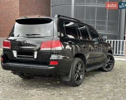 Черный Лексус ЛХ, объемом двигателя 5.66 л и пробегом 79 тыс. км за 42500 $, фото 15 на Automoto.ua