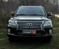 Черный Лексус ЛХ, объемом двигателя 5.7 л и пробегом 192 тыс. км за 33990 $, фото 1 на Automoto.ua