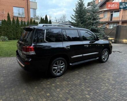 Черный Лексус ЛХ, объемом двигателя 5.66 л и пробегом 238 тыс. км за 34900 $, фото 7 на Automoto.ua