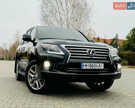 Черный Лексус ЛХ, объемом двигателя 5.66 л и пробегом 176 тыс. км за 35500 $, фото 5 на Automoto.ua
