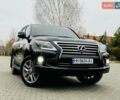 Черный Лексус ЛХ, объемом двигателя 5.66 л и пробегом 176 тыс. км за 35500 $, фото 5 на Automoto.ua