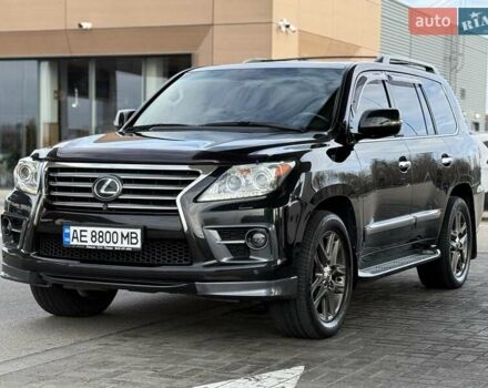 Чорний Лексус ЛХ, об'ємом двигуна 5.66 л та пробігом 184 тис. км за 42000 $, фото 1 на Automoto.ua