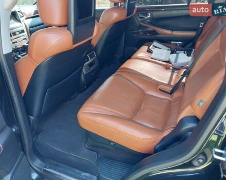 Черный Лексус ЛХ, объемом двигателя 5.66 л и пробегом 207 тыс. км за 29900 $, фото 6 на Automoto.ua