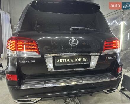 Черный Лексус ЛХ, объемом двигателя 5.66 л и пробегом 222 тыс. км за 49900 $, фото 6 на Automoto.ua