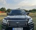 Черный Лексус ЛХ, объемом двигателя 5.7 л и пробегом 181 тыс. км за 45000 $, фото 1 на Automoto.ua