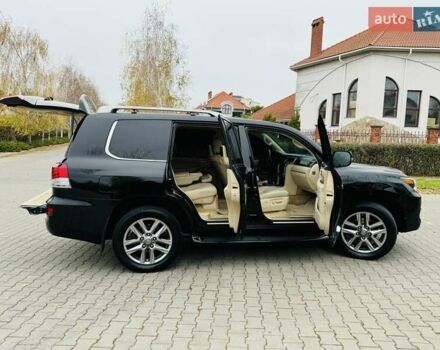 Черный Лексус ЛХ, объемом двигателя 5.66 л и пробегом 176 тыс. км за 35500 $, фото 20 на Automoto.ua