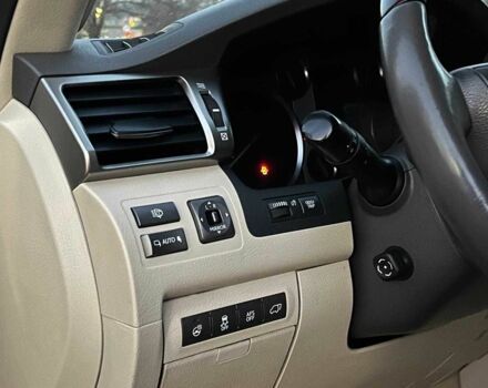 Черный Лексус ЛХ, объемом двигателя 5.7 л и пробегом 192 тыс. км за 33990 $, фото 12 на Automoto.ua