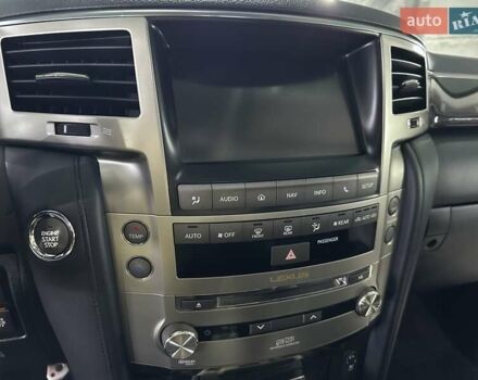 Черный Лексус ЛХ, объемом двигателя 5.66 л и пробегом 222 тыс. км за 49900 $, фото 16 на Automoto.ua