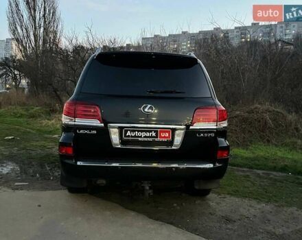 Черный Лексус ЛХ, объемом двигателя 5.7 л и пробегом 192 тыс. км за 33990 $, фото 5 на Automoto.ua