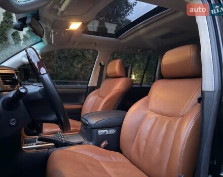 Черный Лексус ЛХ, объемом двигателя 5.66 л и пробегом 238 тыс. км за 34900 $, фото 23 на Automoto.ua