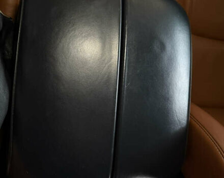 Черный Лексус ЛХ, объемом двигателя 5.7 л и пробегом 166 тыс. км за 44000 $, фото 15 на Automoto.ua