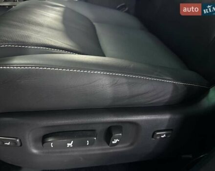 Черный Лексус ЛХ, объемом двигателя 5.66 л и пробегом 222 тыс. км за 49900 $, фото 12 на Automoto.ua