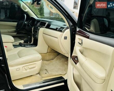 Черный Лексус ЛХ, объемом двигателя 5.66 л и пробегом 176 тыс. км за 35500 $, фото 15 на Automoto.ua