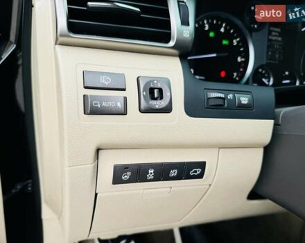 Черный Лексус ЛХ, объемом двигателя 5.66 л и пробегом 176 тыс. км за 35500 $, фото 23 на Automoto.ua