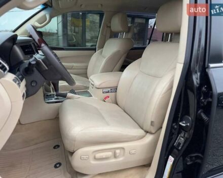 Черный Лексус ЛХ, объемом двигателя 5.66 л и пробегом 225 тыс. км за 39000 $, фото 20 на Automoto.ua