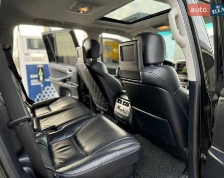 Чорний Лексус ЛХ, об'ємом двигуна 5.66 л та пробігом 184 тис. км за 42000 $, фото 26 на Automoto.ua