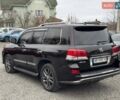 Черный Лексус ЛХ, объемом двигателя 5.66 л и пробегом 225 тыс. км за 39000 $, фото 4 на Automoto.ua