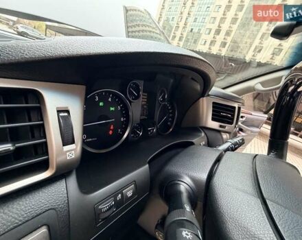 Чорний Лексус ЛХ, об'ємом двигуна 5.66 л та пробігом 162 тис. км за 43999 $, фото 40 на Automoto.ua
