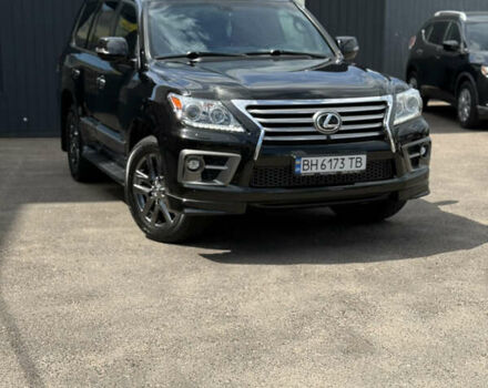 Чорний Лексус ЛХ, об'ємом двигуна 5.66 л та пробігом 195 тис. км за 39900 $, фото 1 на Automoto.ua